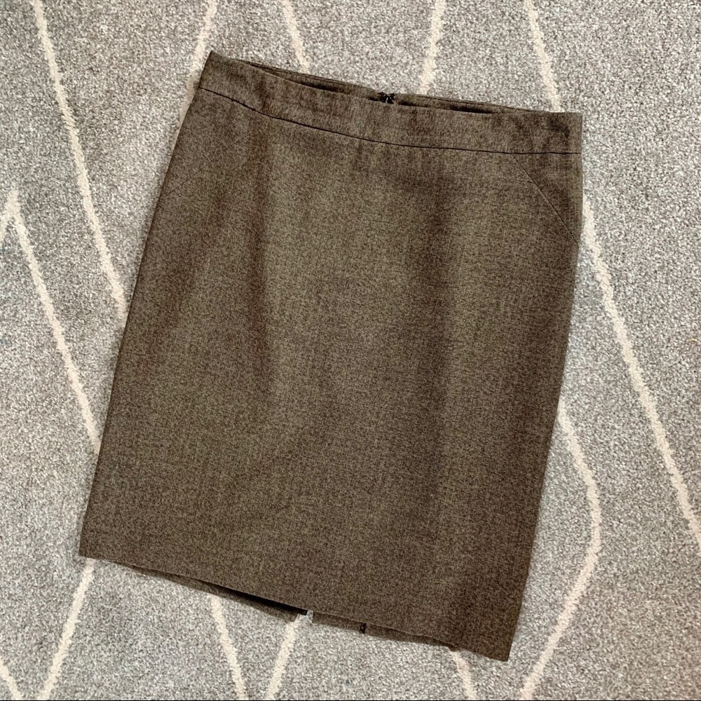 Ann Taylor Classic Brown Pencil Skirt